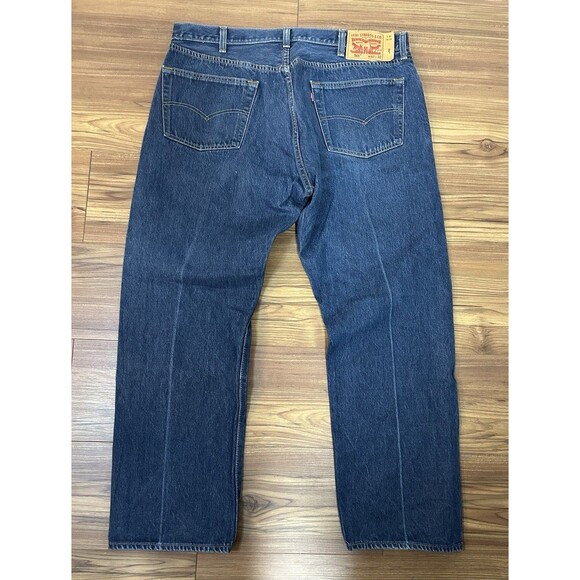Levi’s 501 Original Fit Jeans W42 L32 Button Fly Classic Vintage Straight Leg - Picture 4 of 8